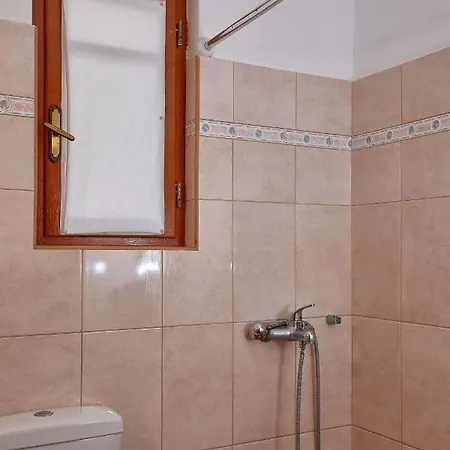 Niotis Hotel
