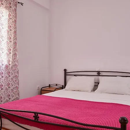 Niotis Hotel