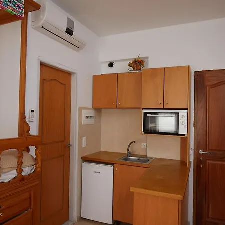 Niotis Hotel *